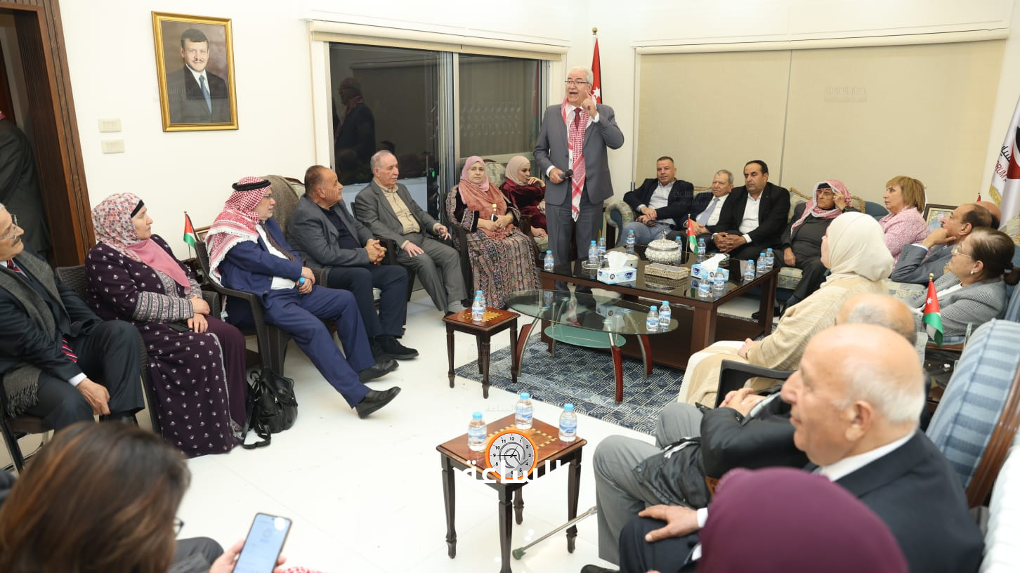 Madar Al-Saa Images 0.6399522632535921