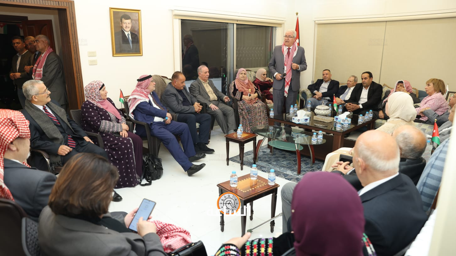 Madar Al-Saa Images 0.8655850729962333