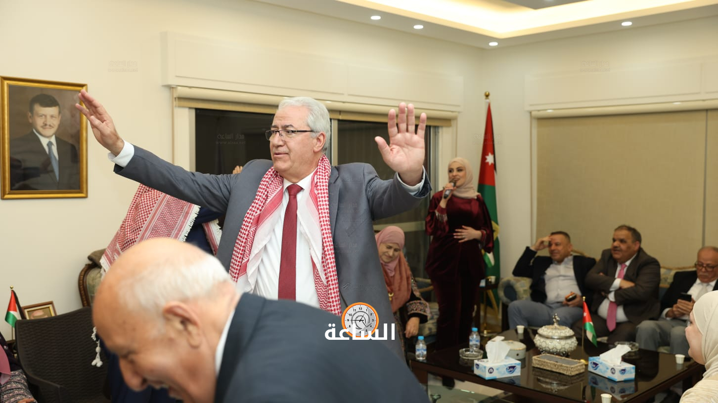 Madar Al-Saa Images 0.33060023298347174