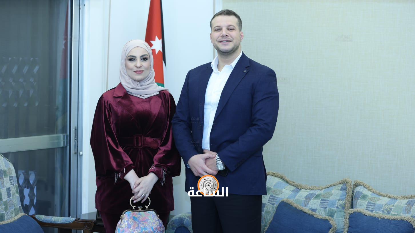 Madar Al-Saa Images 0.4935731587624609