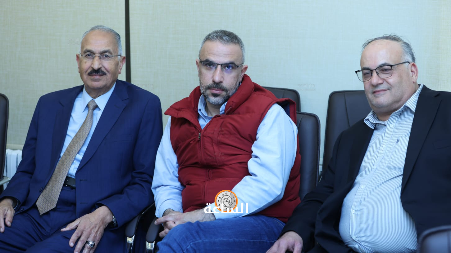 Madar Al-Saa Images 0.16780106562684727