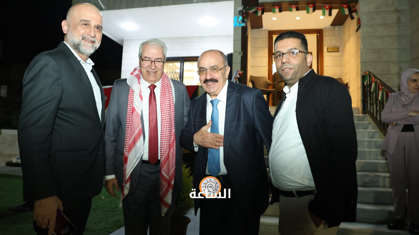 Madar Al-Saa Images 0.8153482133863615