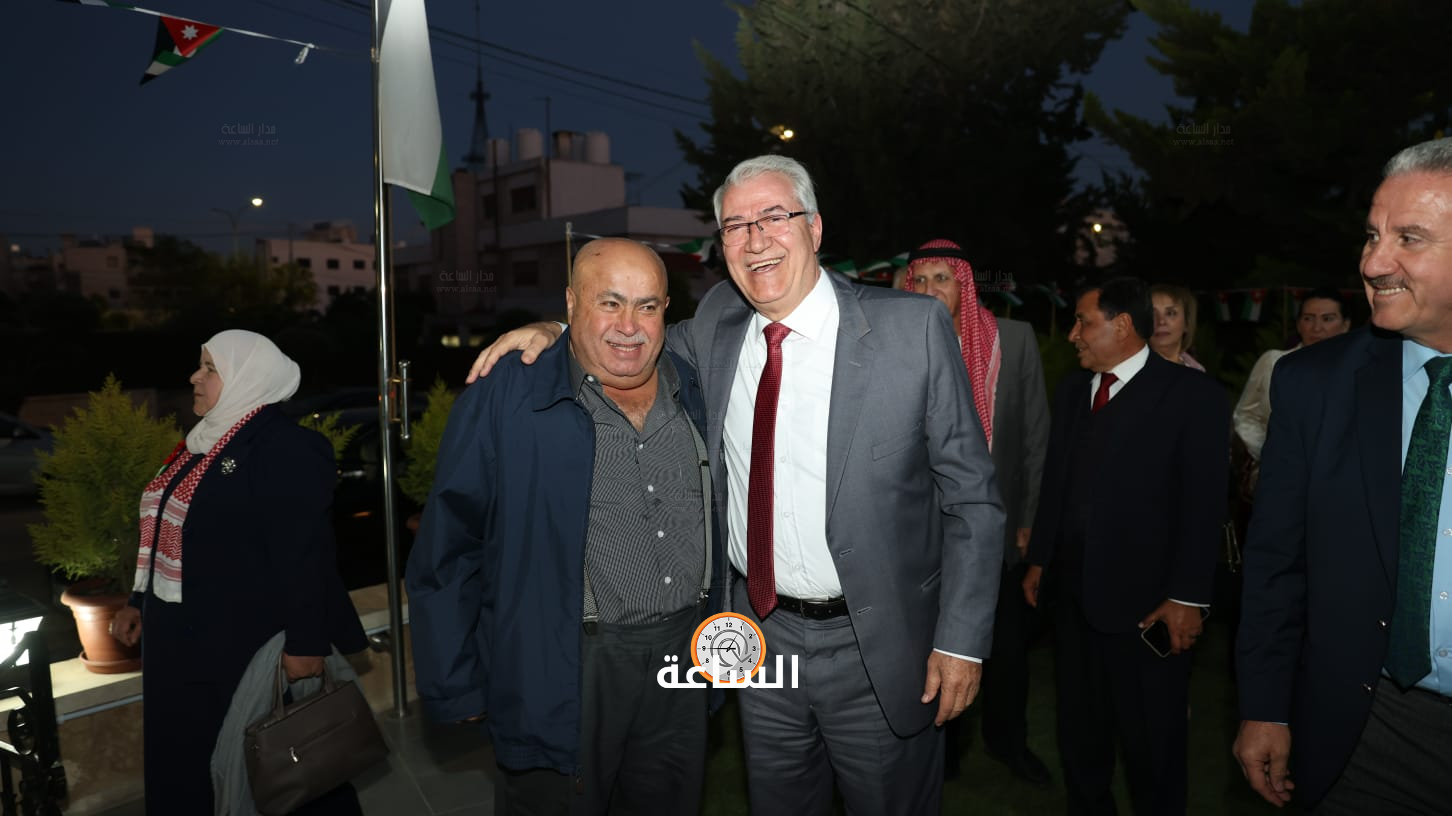 Madar Al-Saa Images 0.33192682592596956