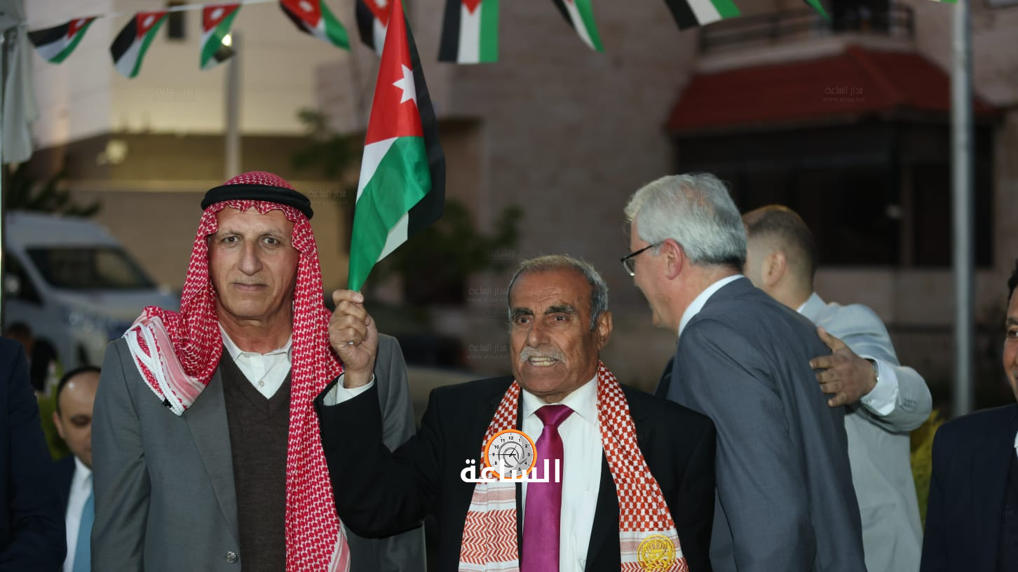 Madar Al-Saa Images 0.05705000943377525