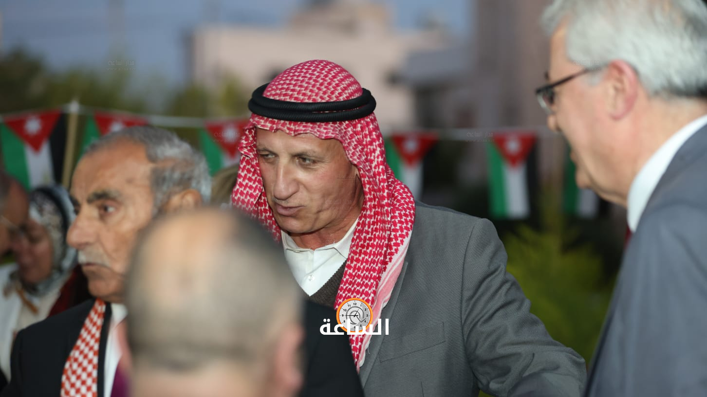 Madar Al-Saa Images 0.8500699424488797