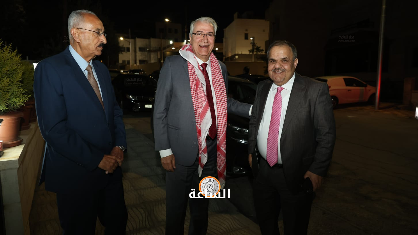 Madar Al-Saa Images 0.025693694349560703