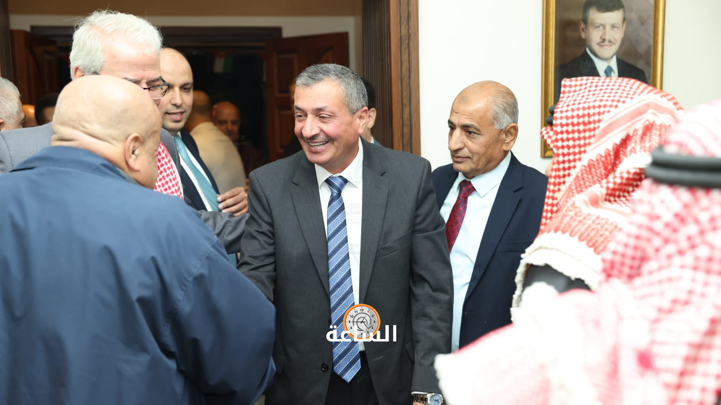 Madar Al-Saa Images 0.9250539502580973