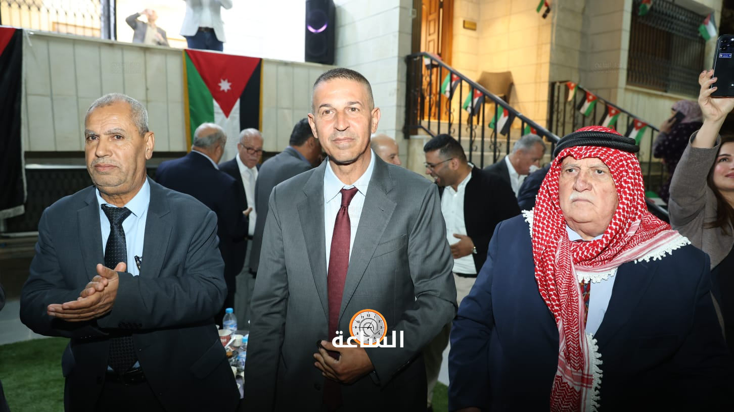 Madar Al-Saa Images 0.3739010939885272