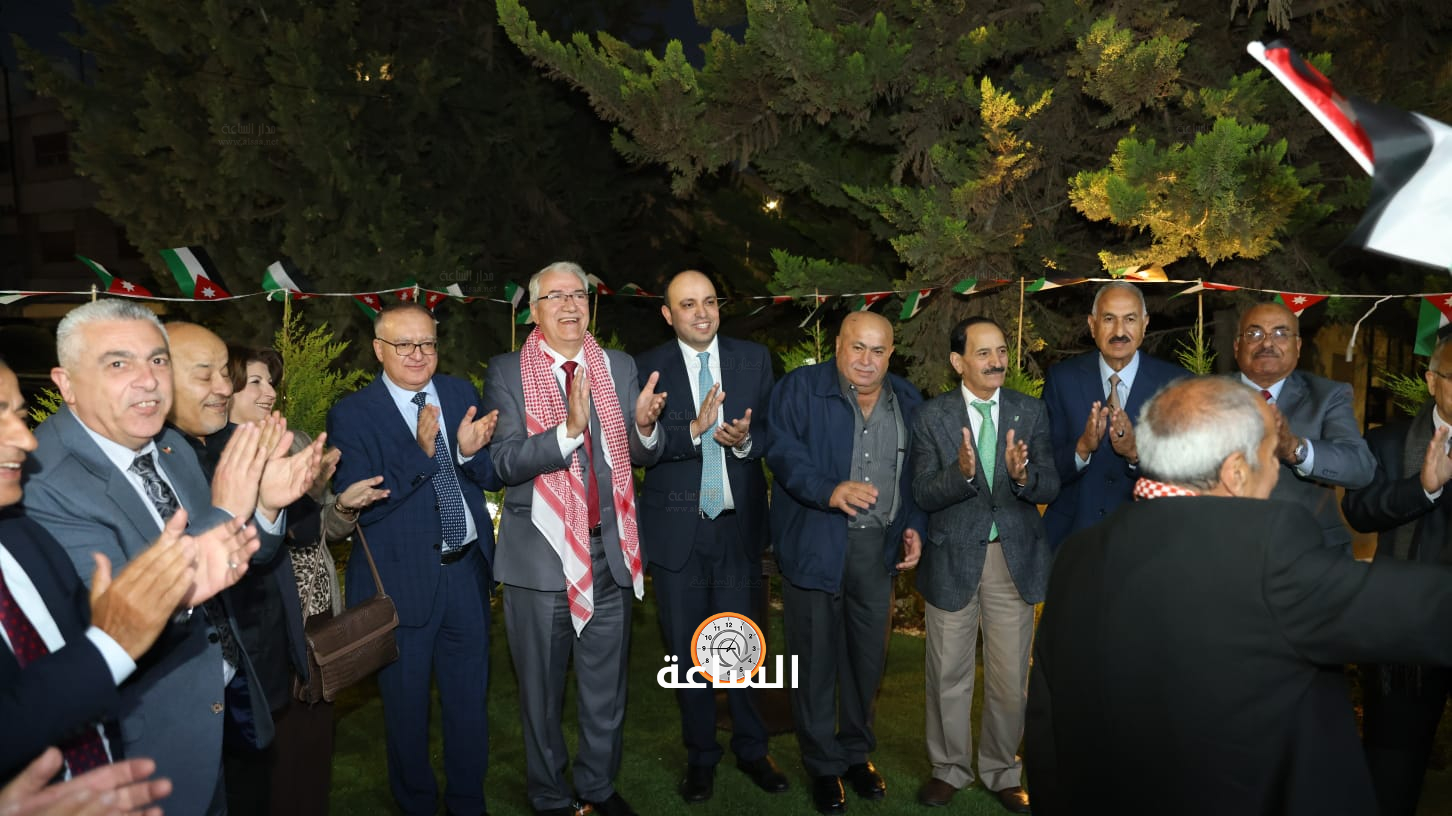 Madar Al-Saa Images 0.005178148326841492