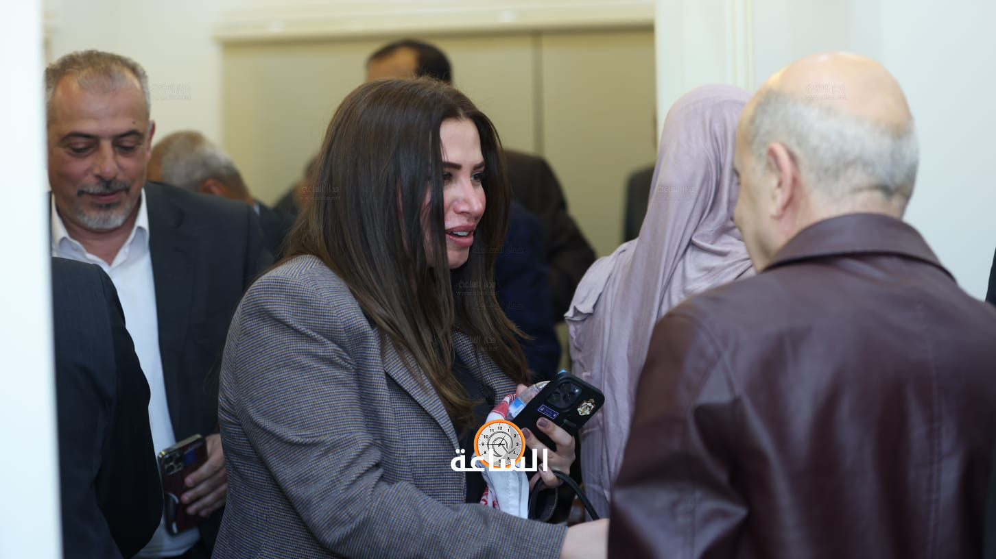 Madar Al-Saa Images 0.4775658622133778