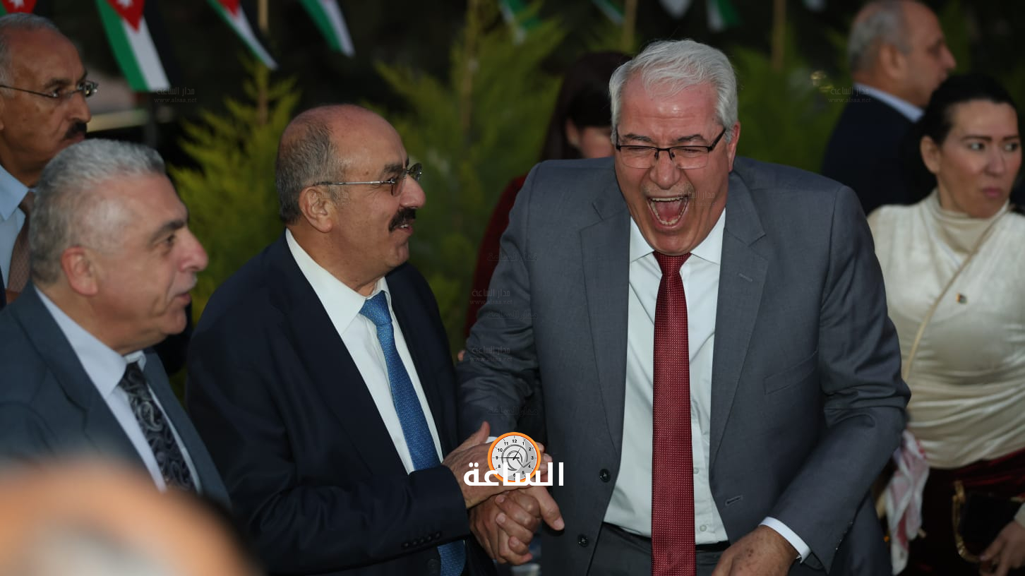 Madar Al-Saa Images 0.24957294748639802