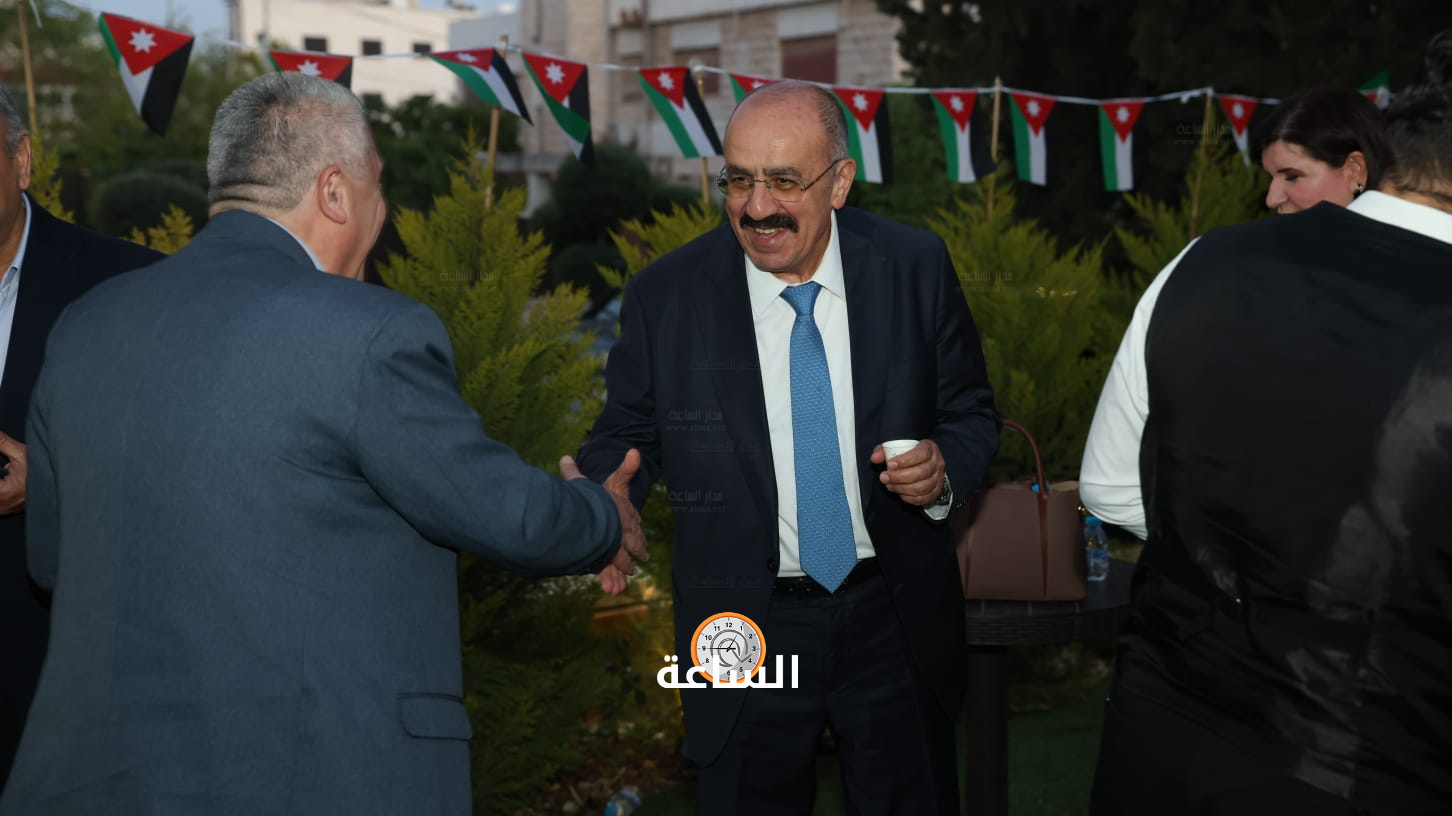 Madar Al-Saa Images 0.43868335028493777