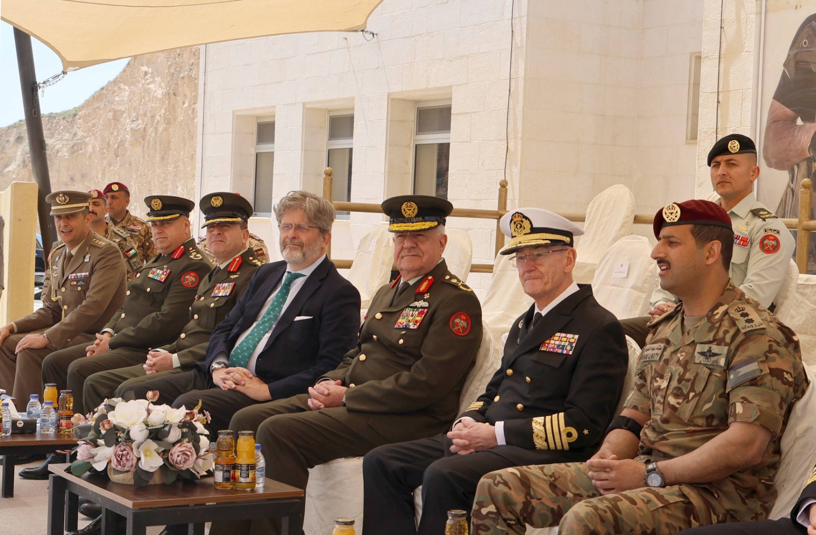 Madar Al-Saa Images 0.03601410749854561