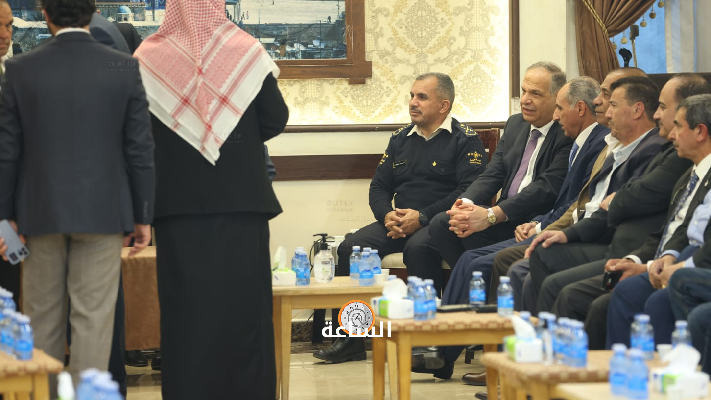 Madar Al-Saa Images 0.07840342391384825