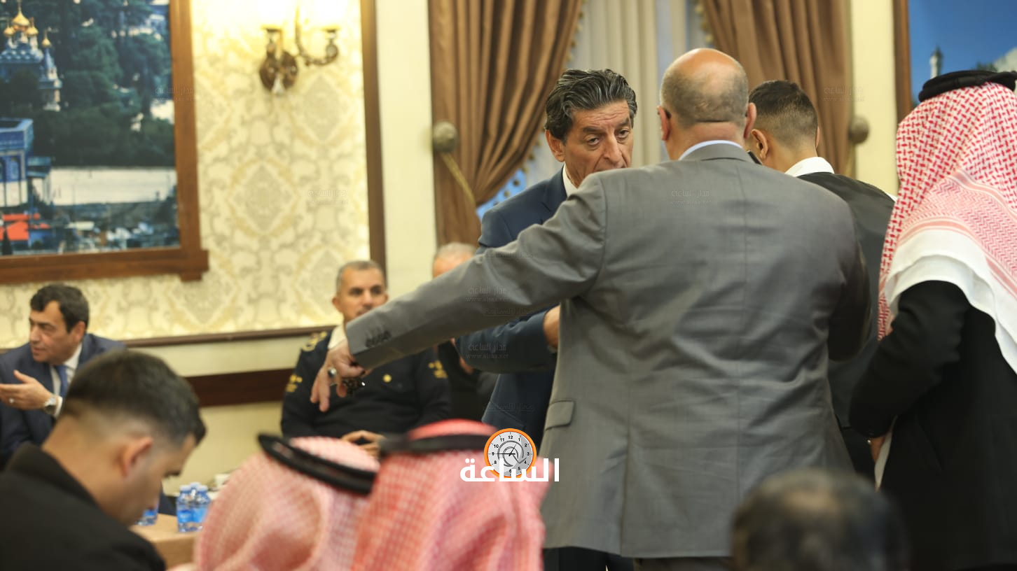 Madar Al-Saa Images 0.7736213468863753