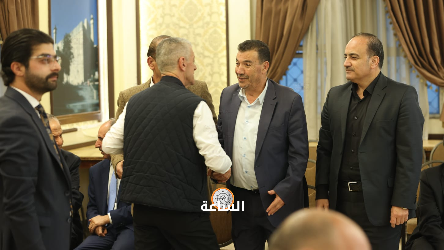 Madar Al-Saa Images 0.18197847829311709