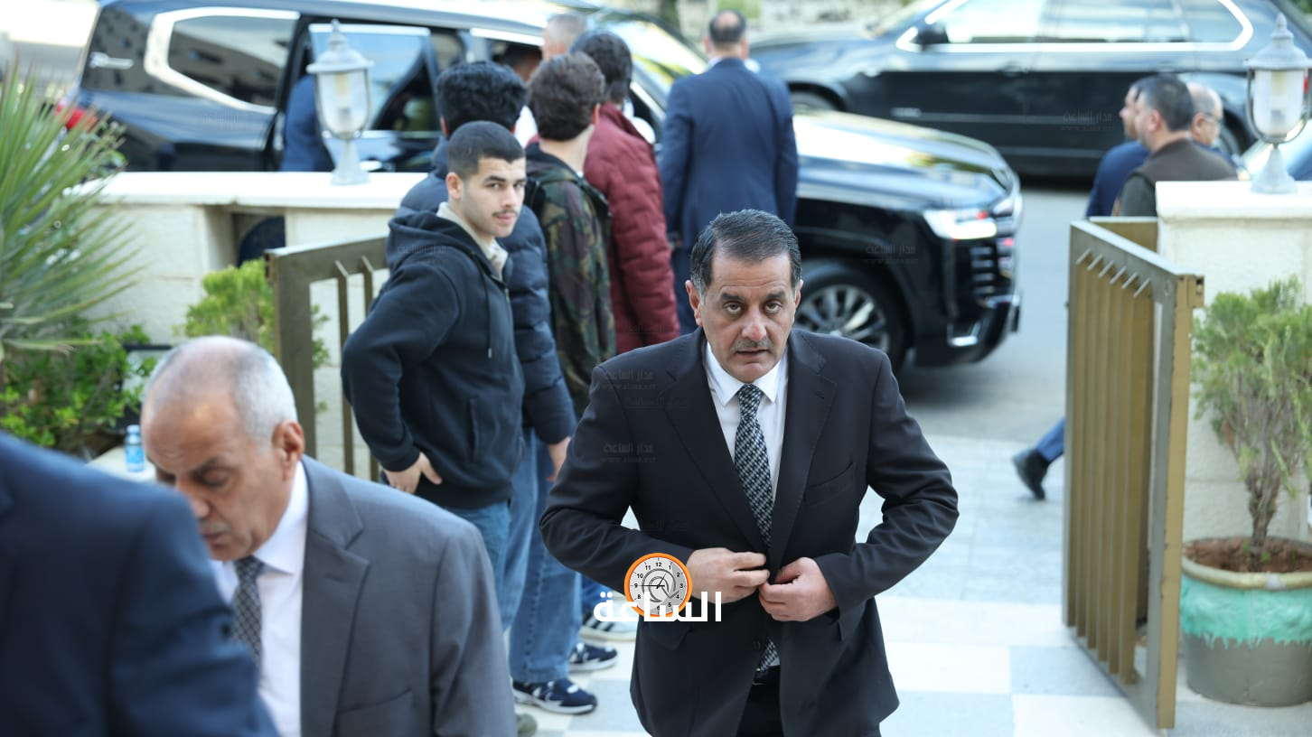 Madar Al-Saa Images 0.9374456532618042