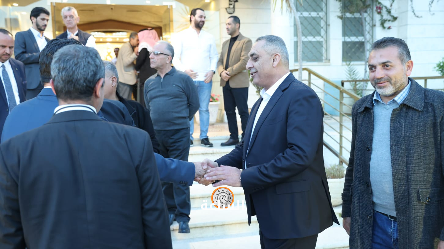 Madar Al-Saa Images 0.17786248697638984