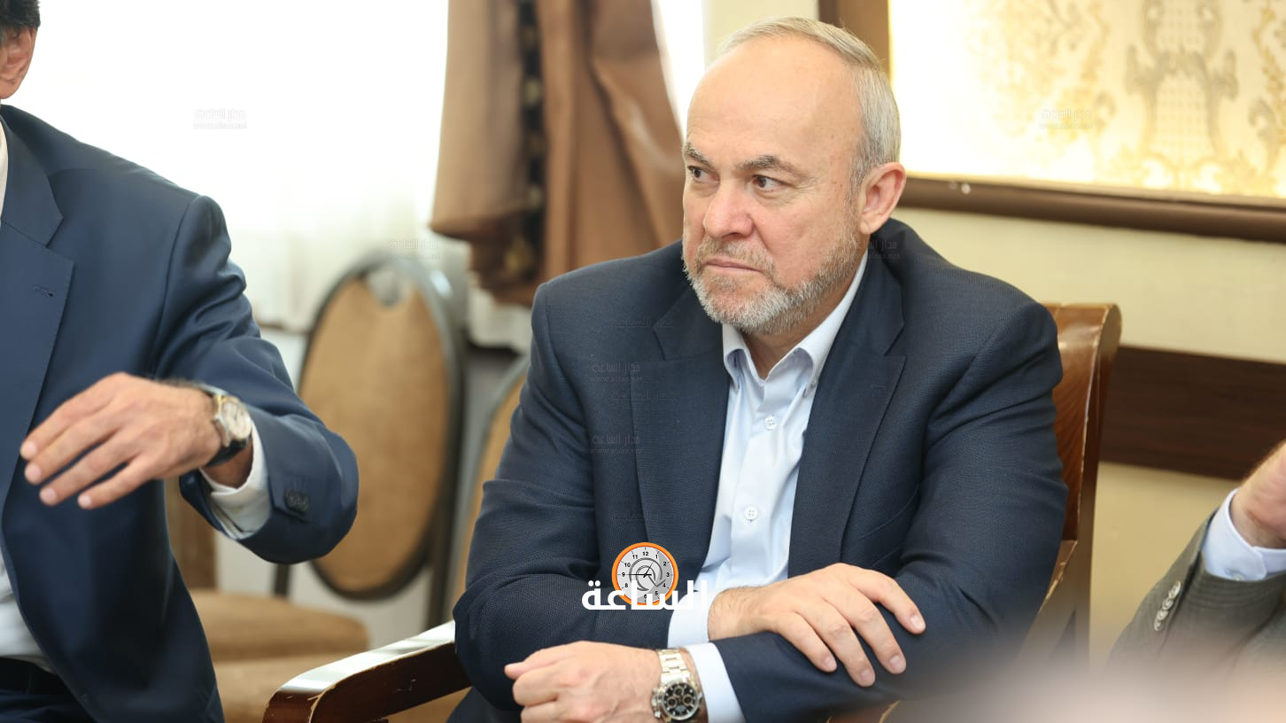 Madar Al-Saa Images 0.10176160764549957