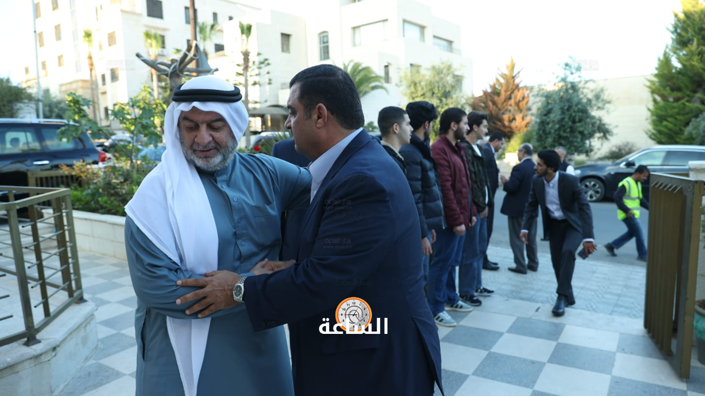 Madar Al-Saa Images 0.7167703577892196