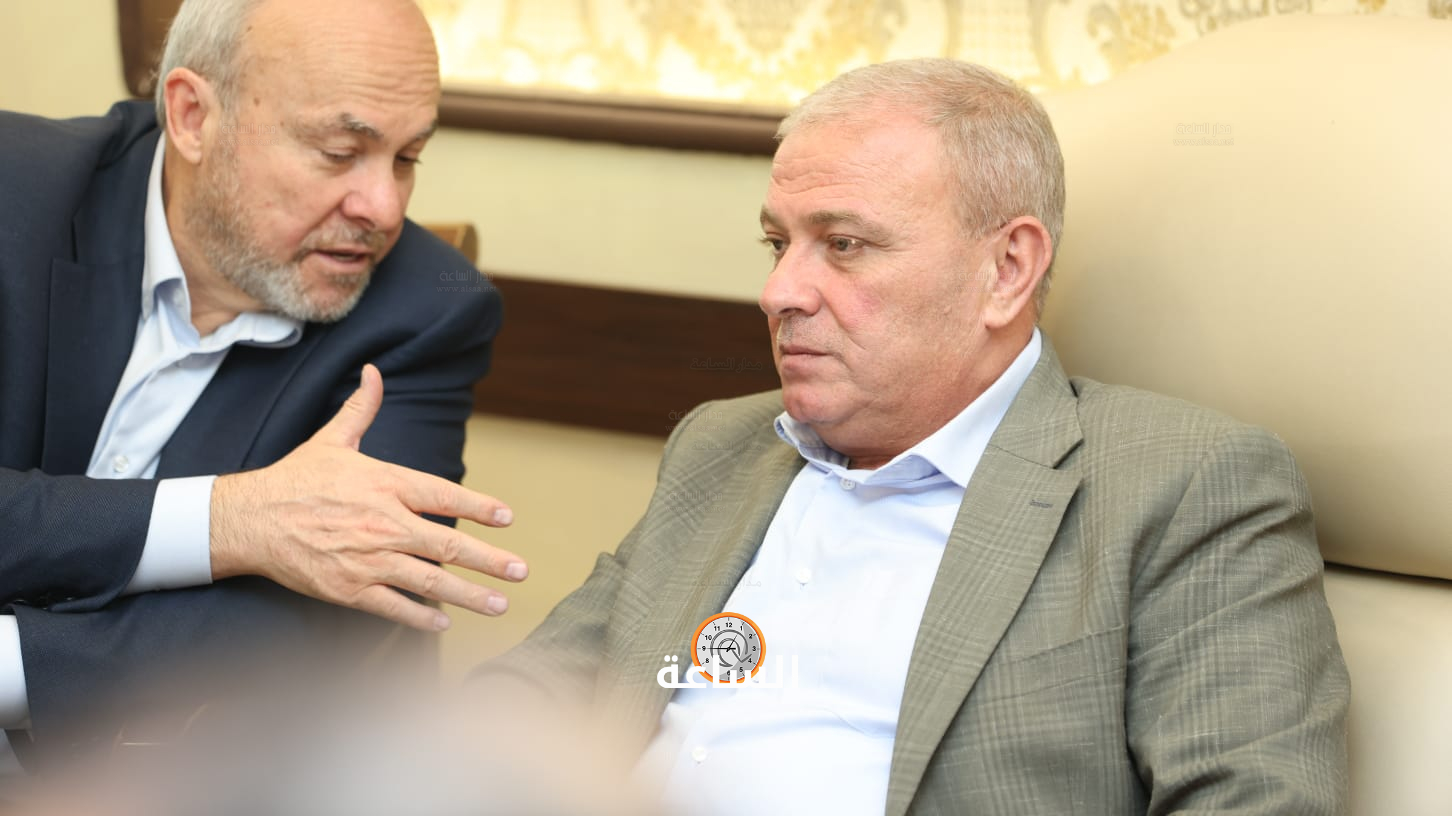 Madar Al-Saa Images 0.2602175575889193