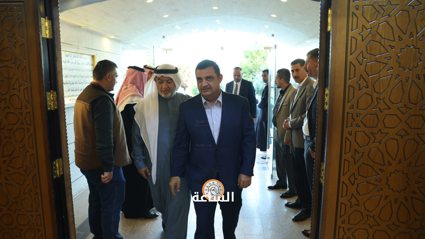 Madar Al-Saa Images 0.10042931439704172