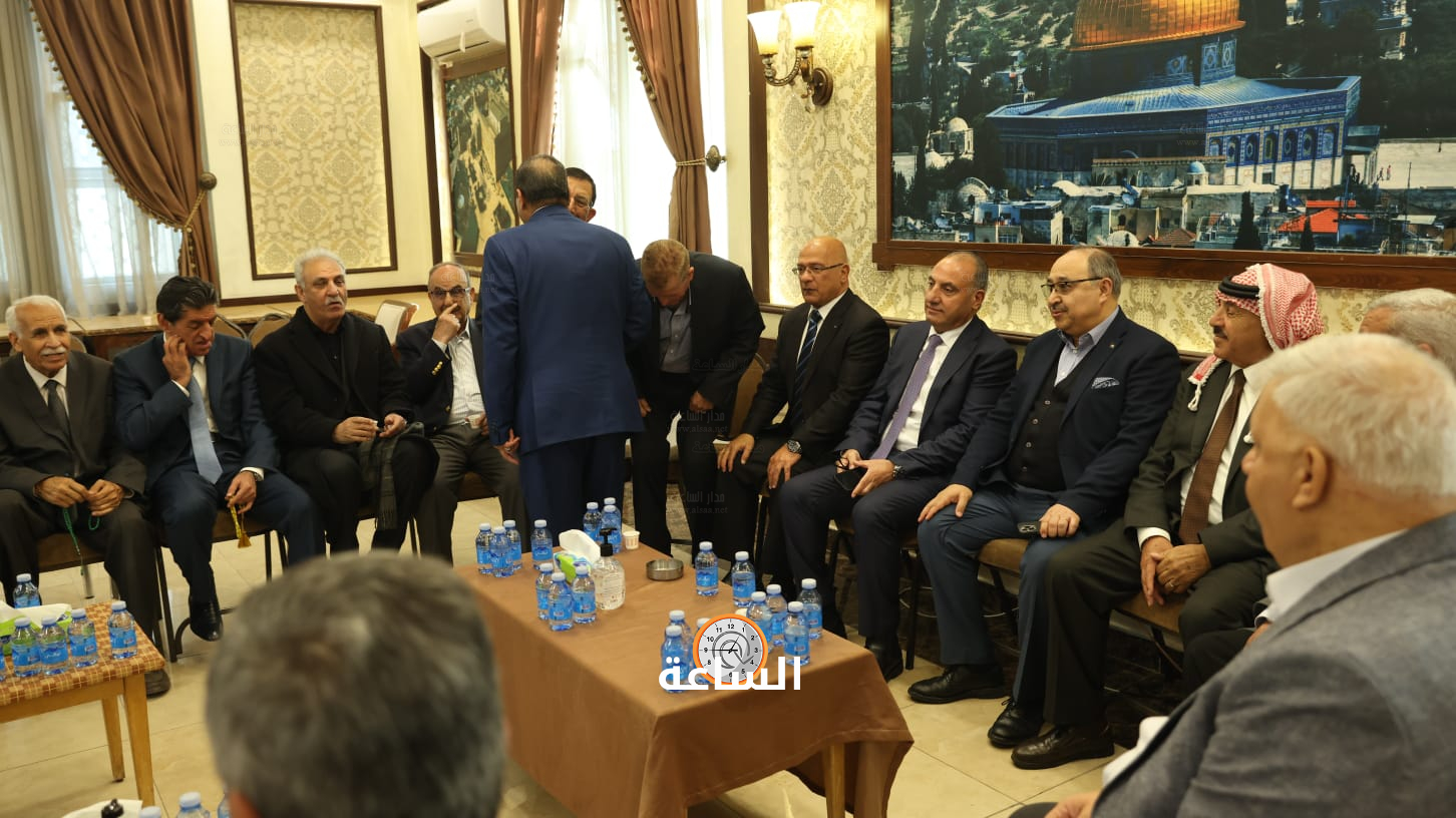 Madar Al-Saa Images 0.44562081098410855