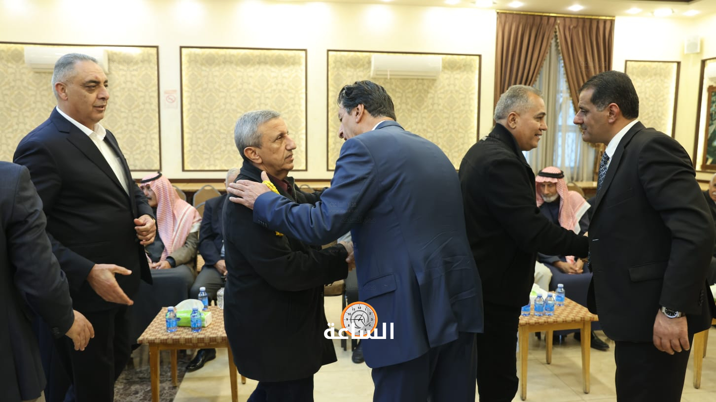 Madar Al-Saa Images 0.9652838762211929