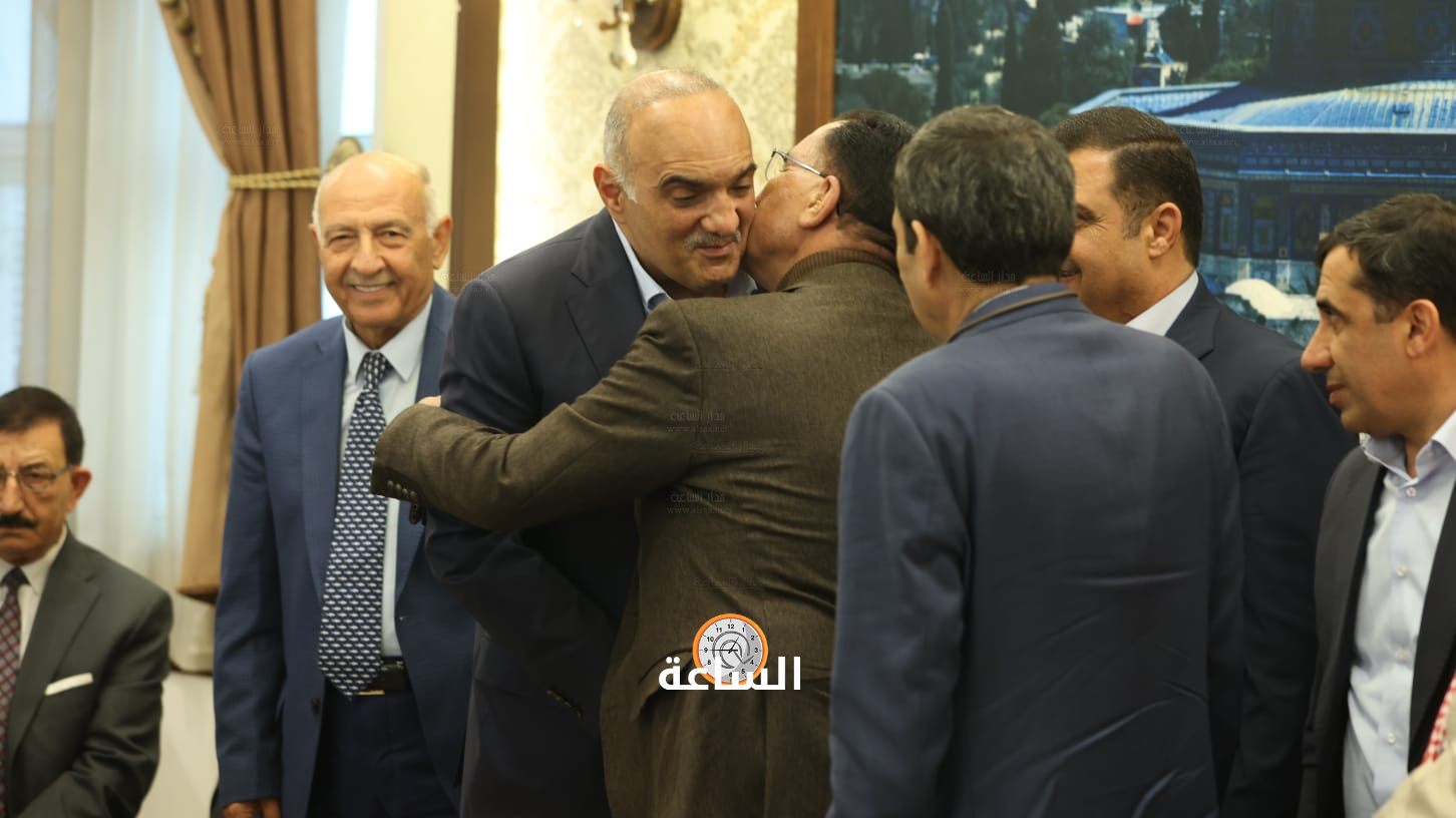 Madar Al-Saa Images 0.30042410165150935