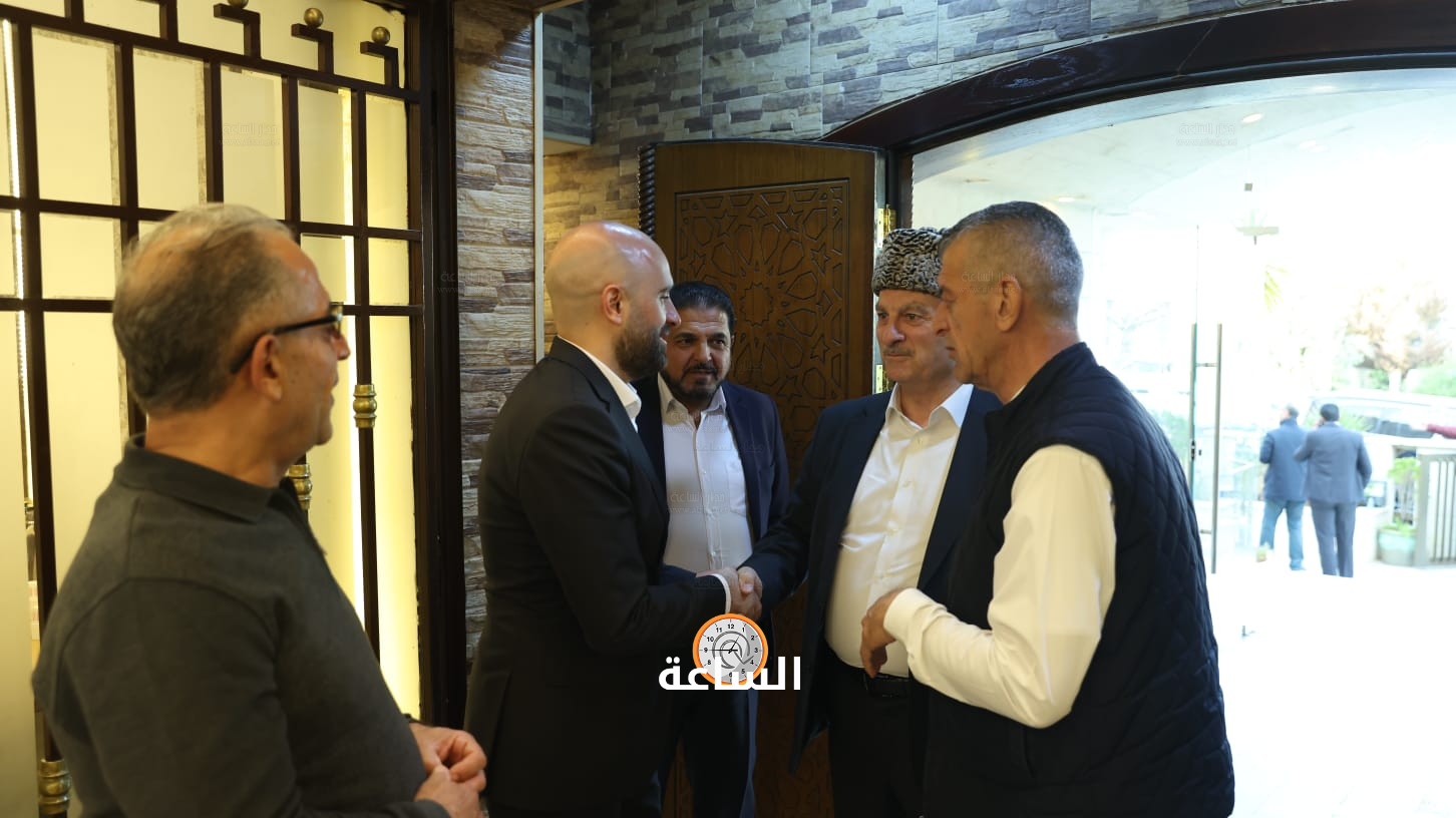 Madar Al-Saa Images 0.1866786815332383