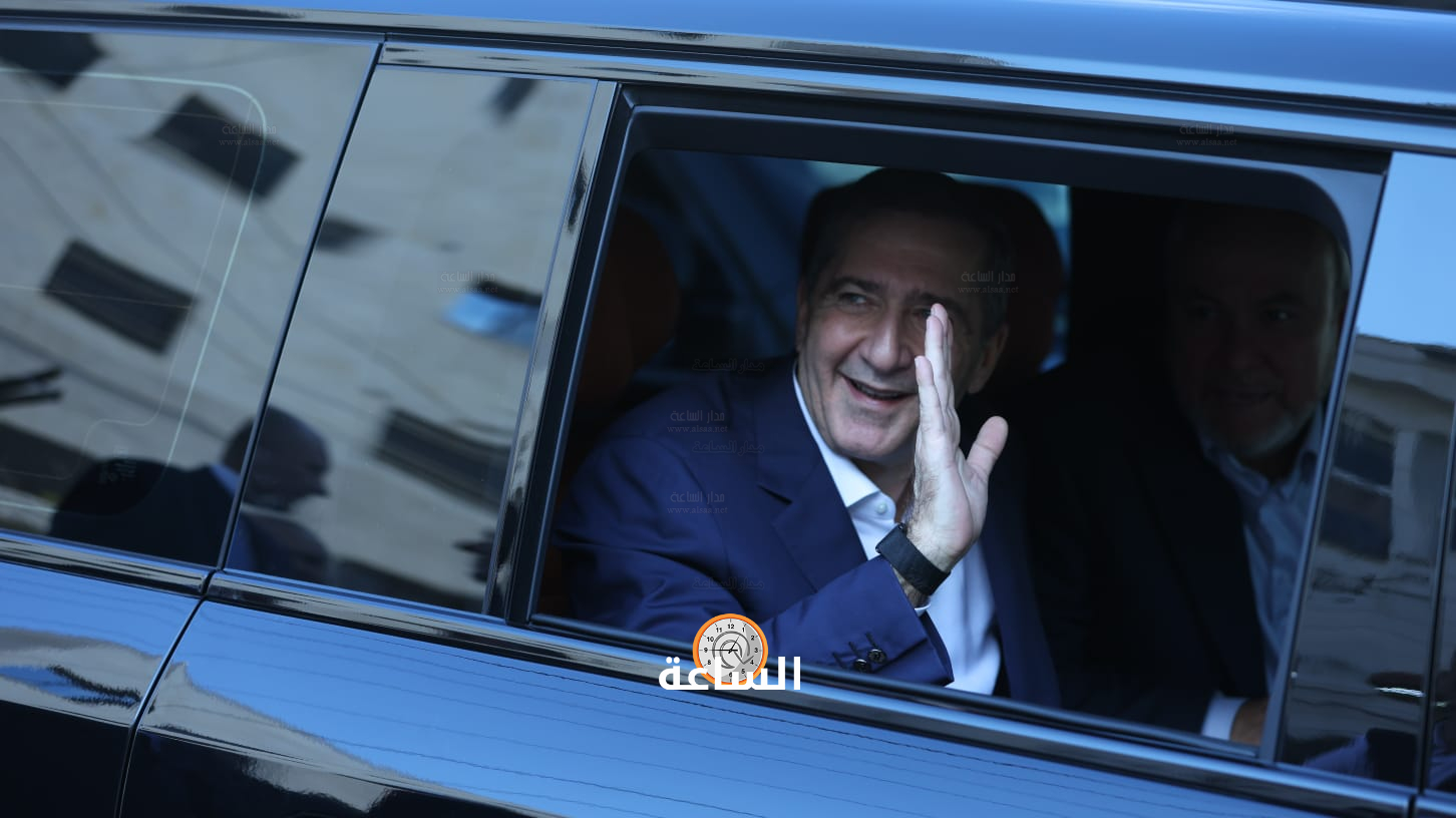 Madar Al-Saa Images 0.10963981639912845