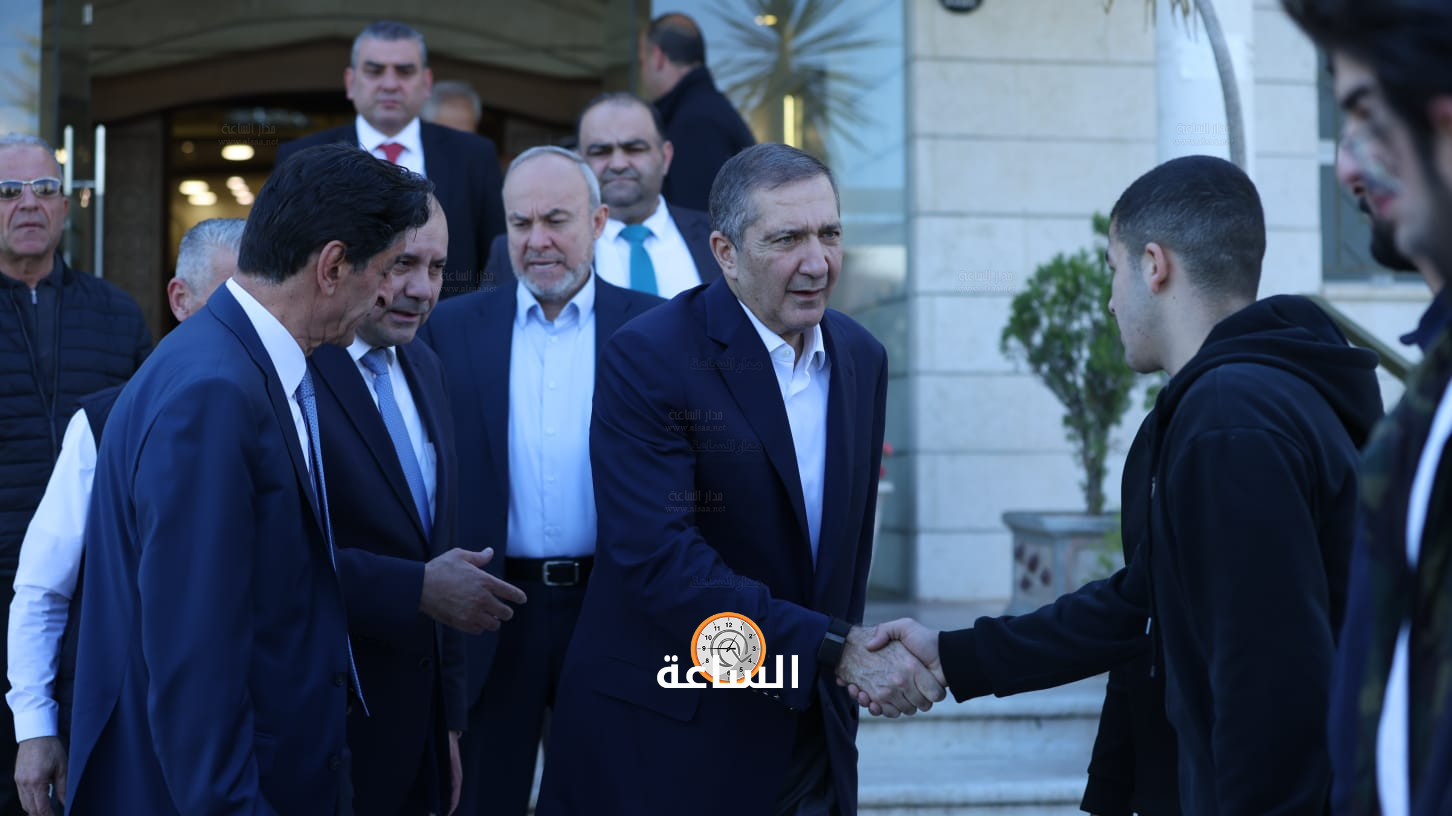 Madar Al-Saa Images 0.566364617824049