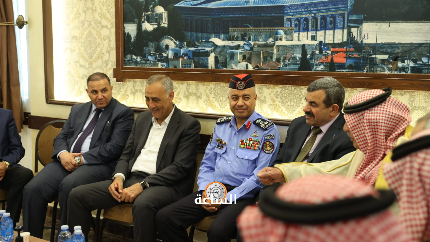 Madar Al-Saa Images 0.9605443291409888