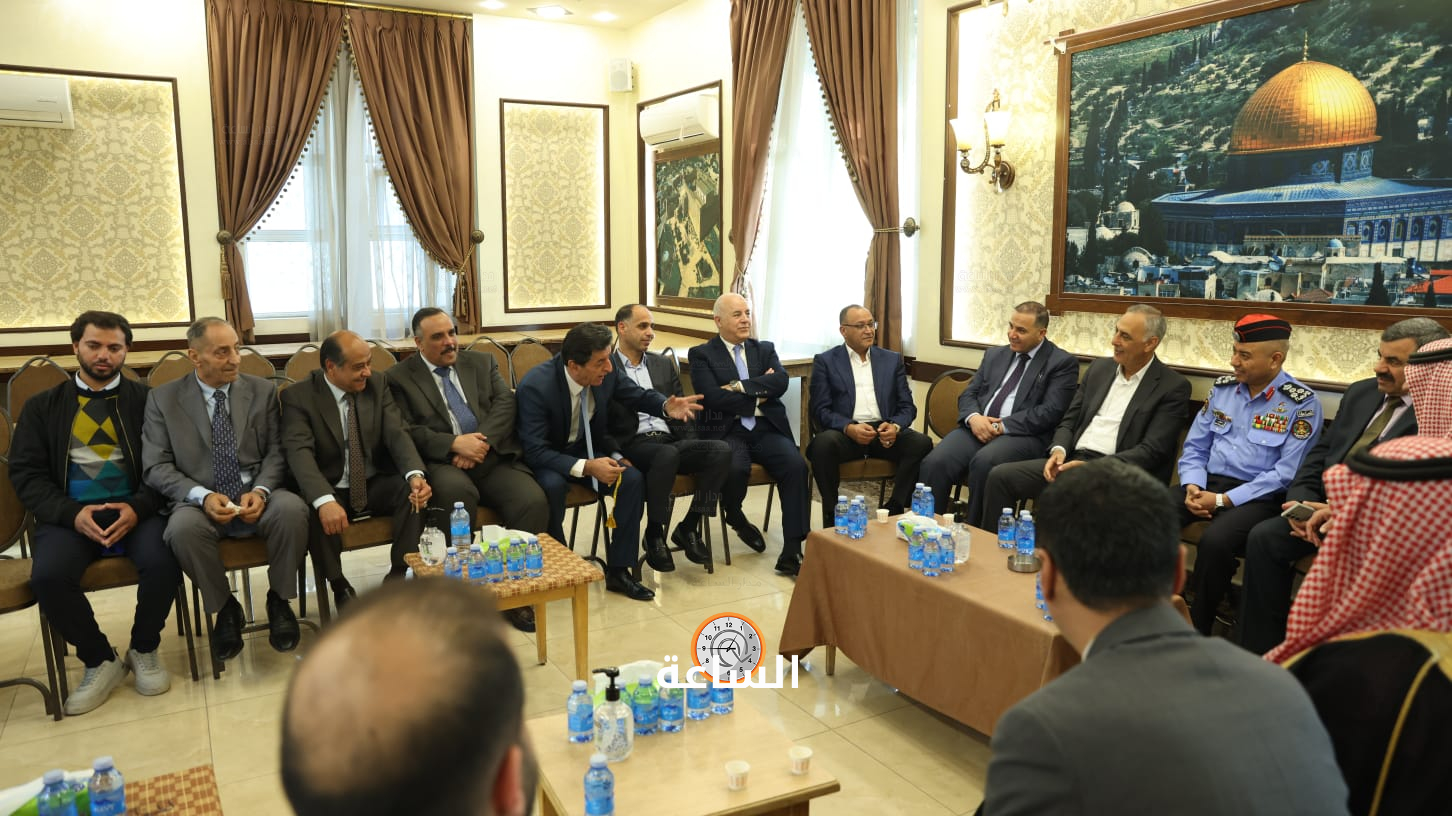 Madar Al-Saa Images 0.3168290316256328