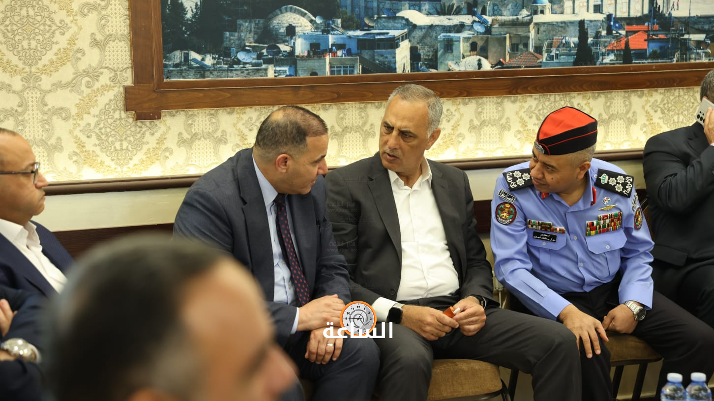 Madar Al-Saa Images 0.15212612441890283