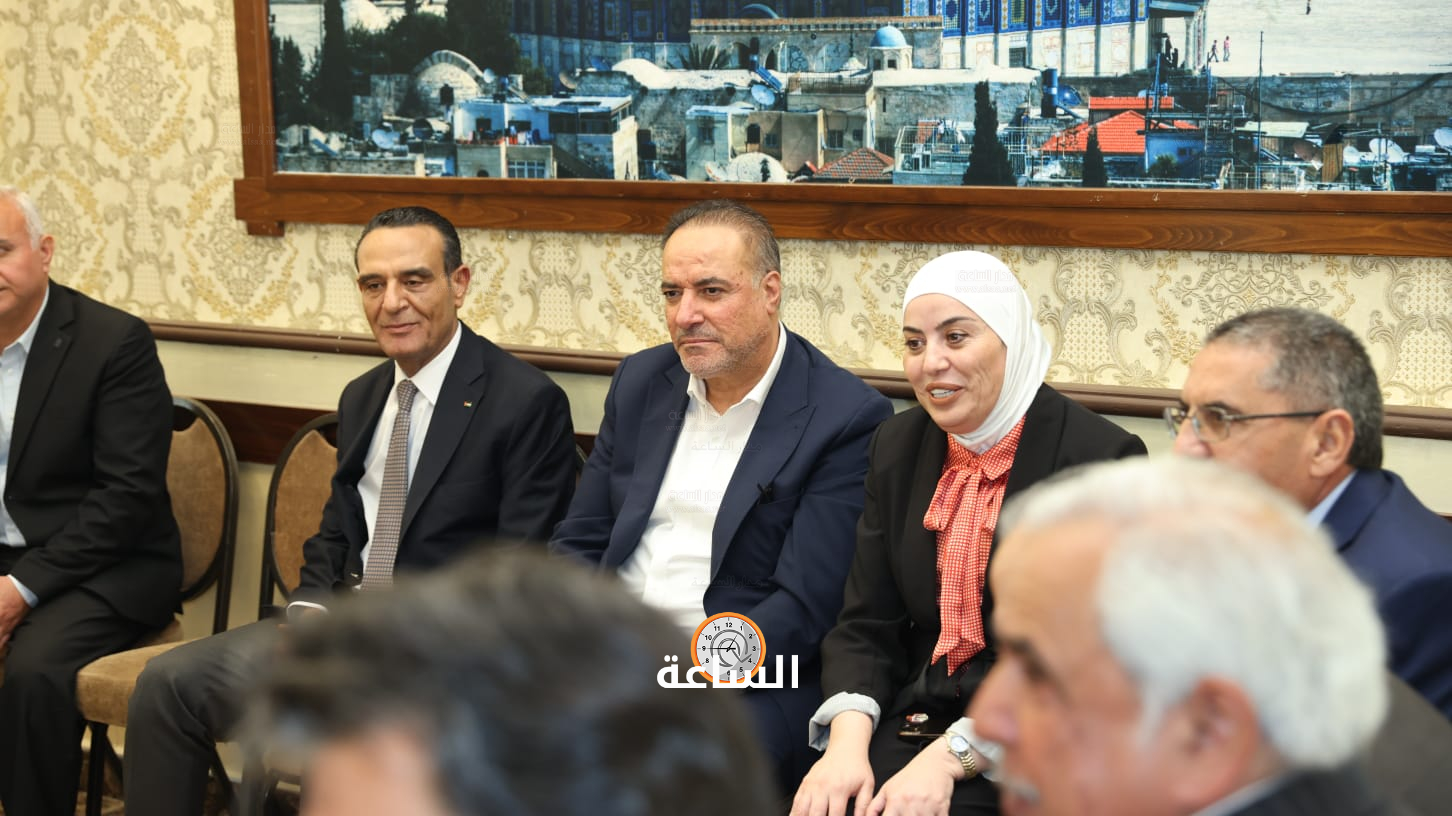 Madar Al-Saa Images 0.3896454394206824