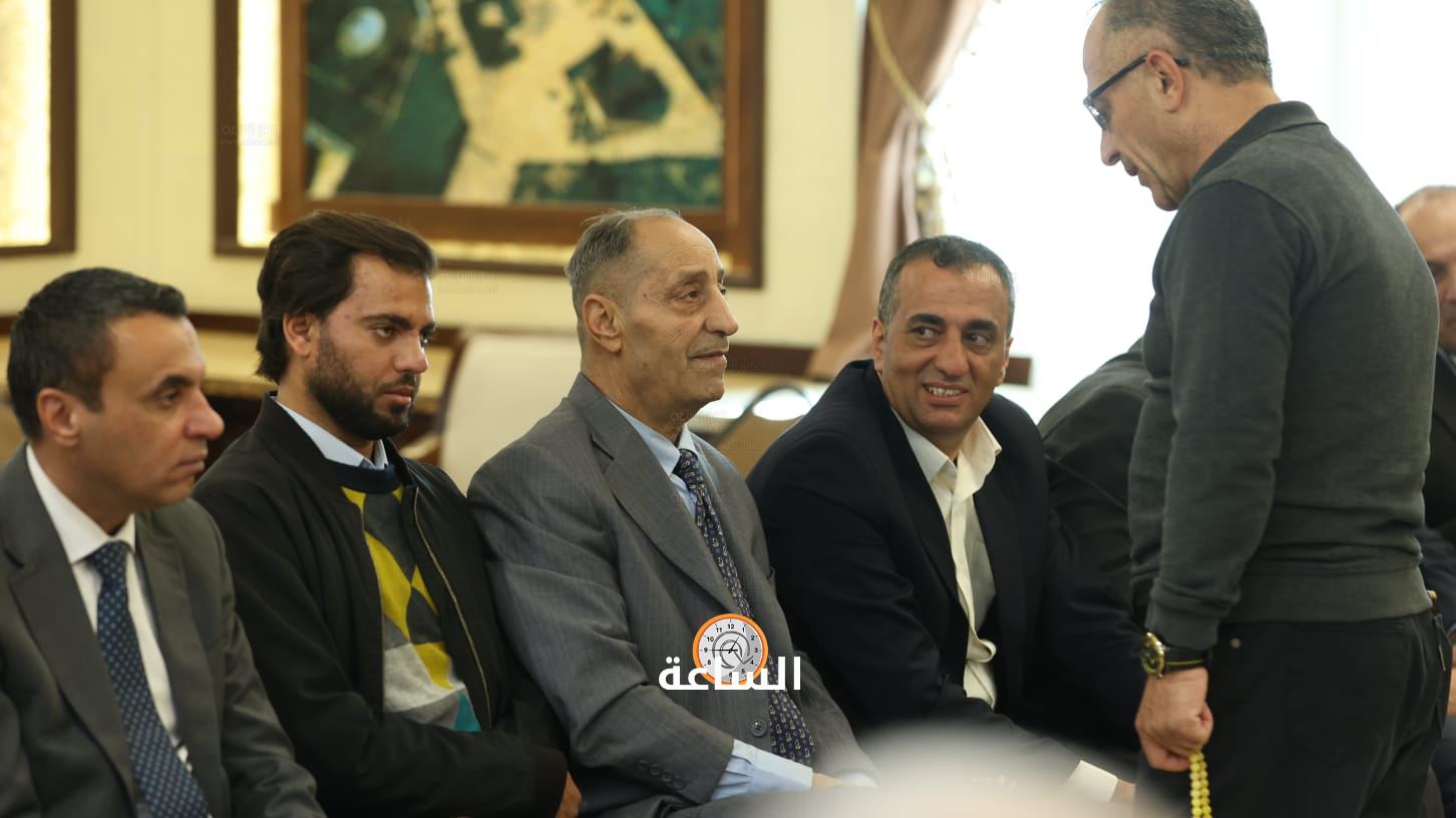 Madar Al-Saa Images 0.8719555181059304