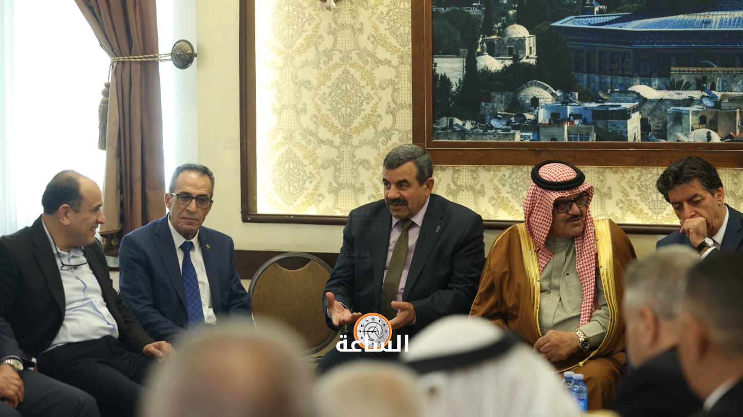 Madar Al-Saa Images 0.3904986379298554