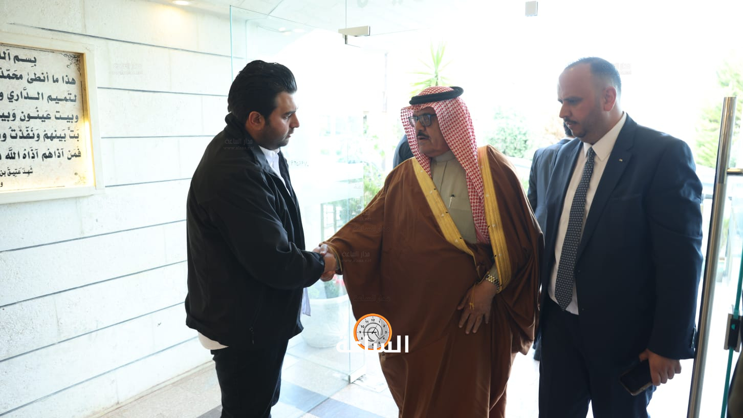 Madar Al-Saa Images 0.2588434815594912