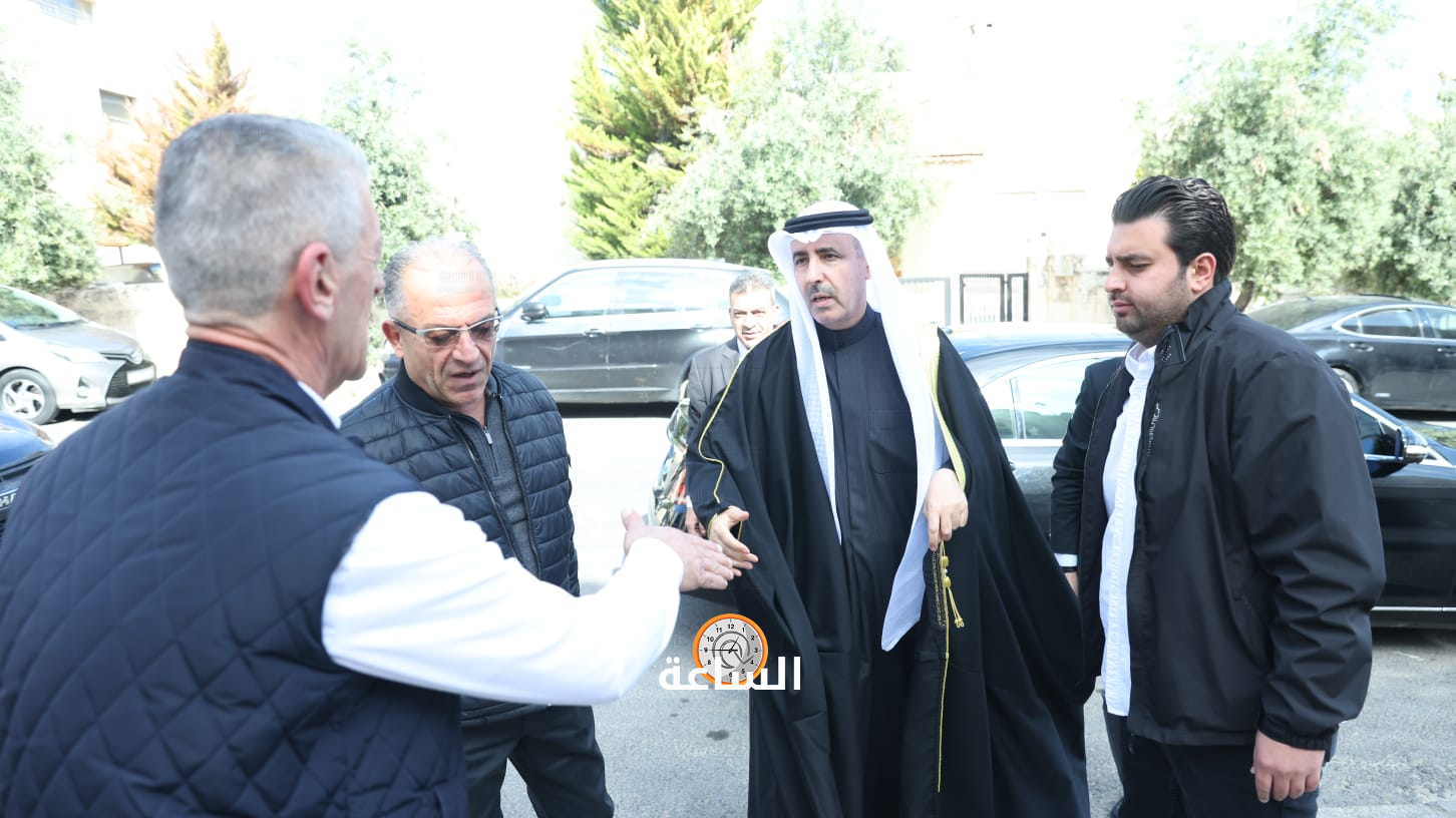 Madar Al-Saa Images 0.44920425844766243