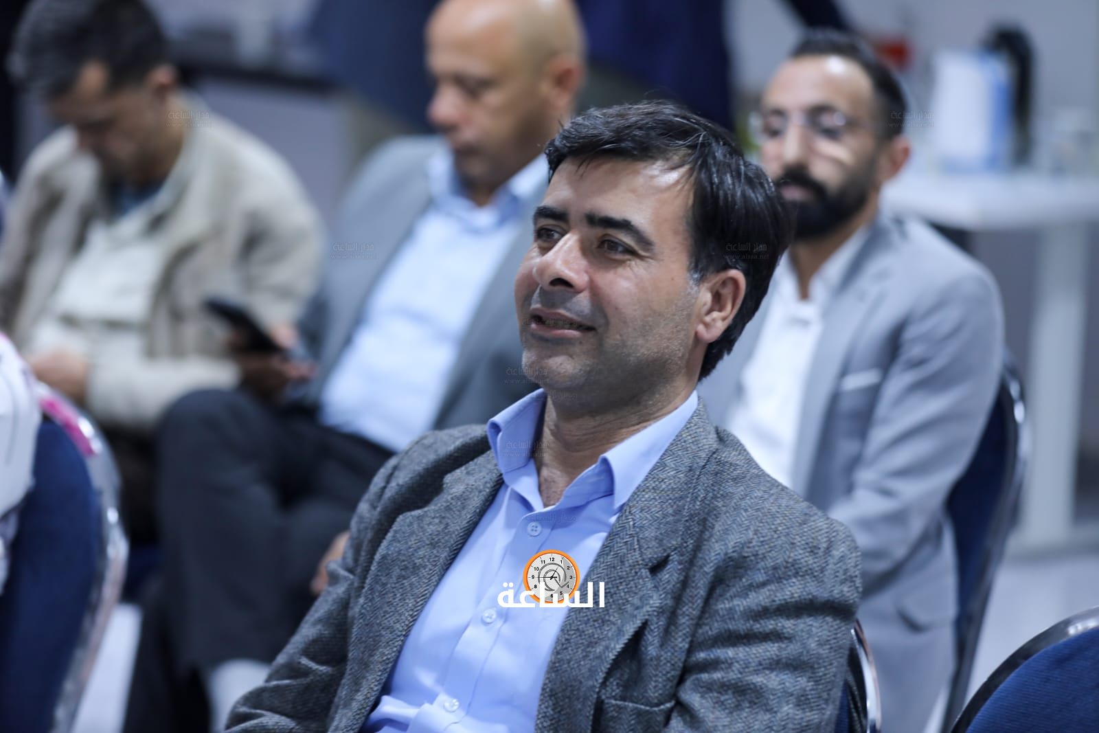 Madar Al-Saa Images 0.9948971055913787