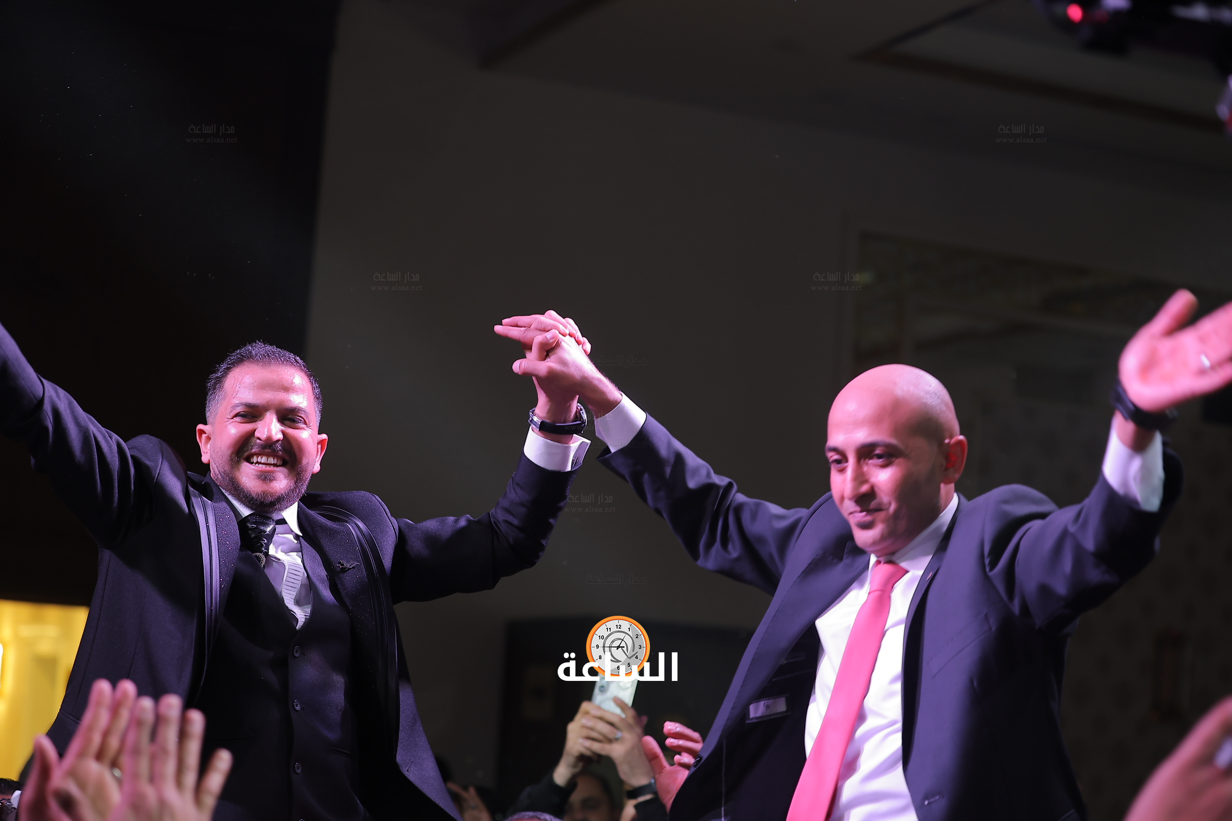 Madar Al-Saa Images 0.5421379480198758