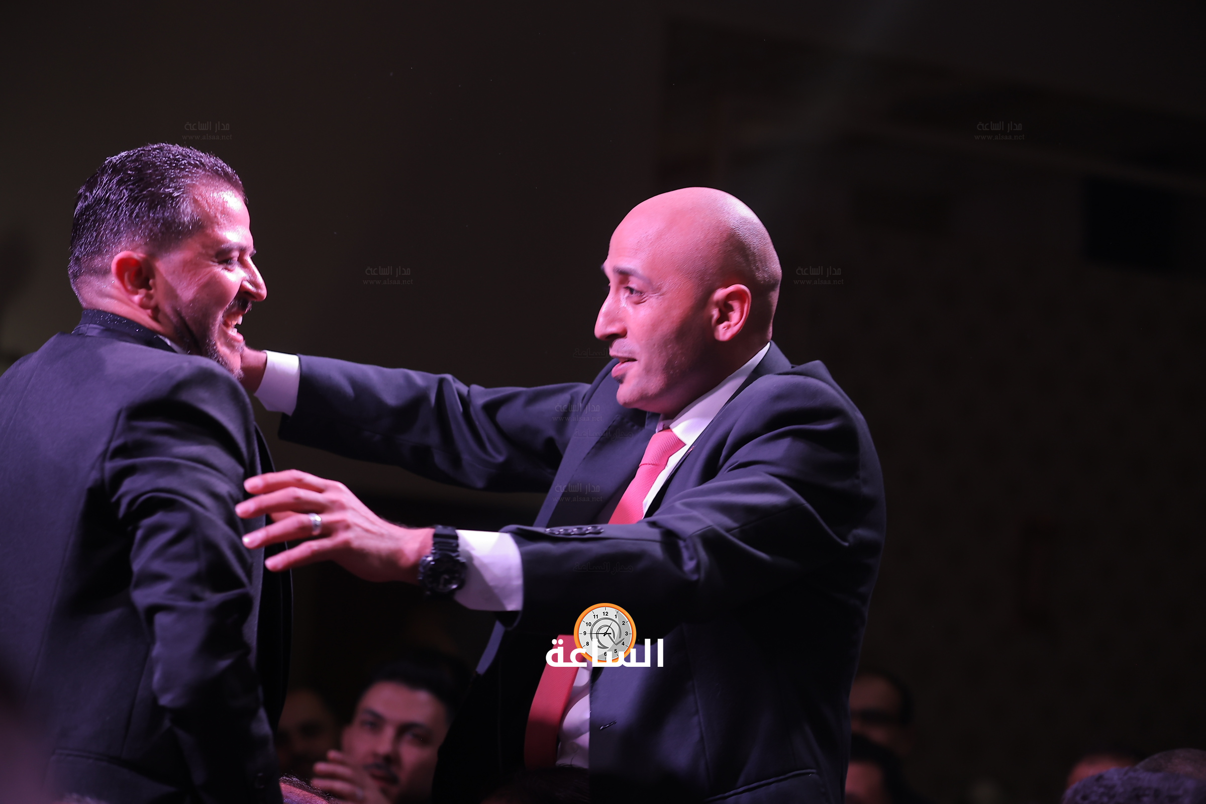 Madar Al-Saa Images 0.4610175916118492