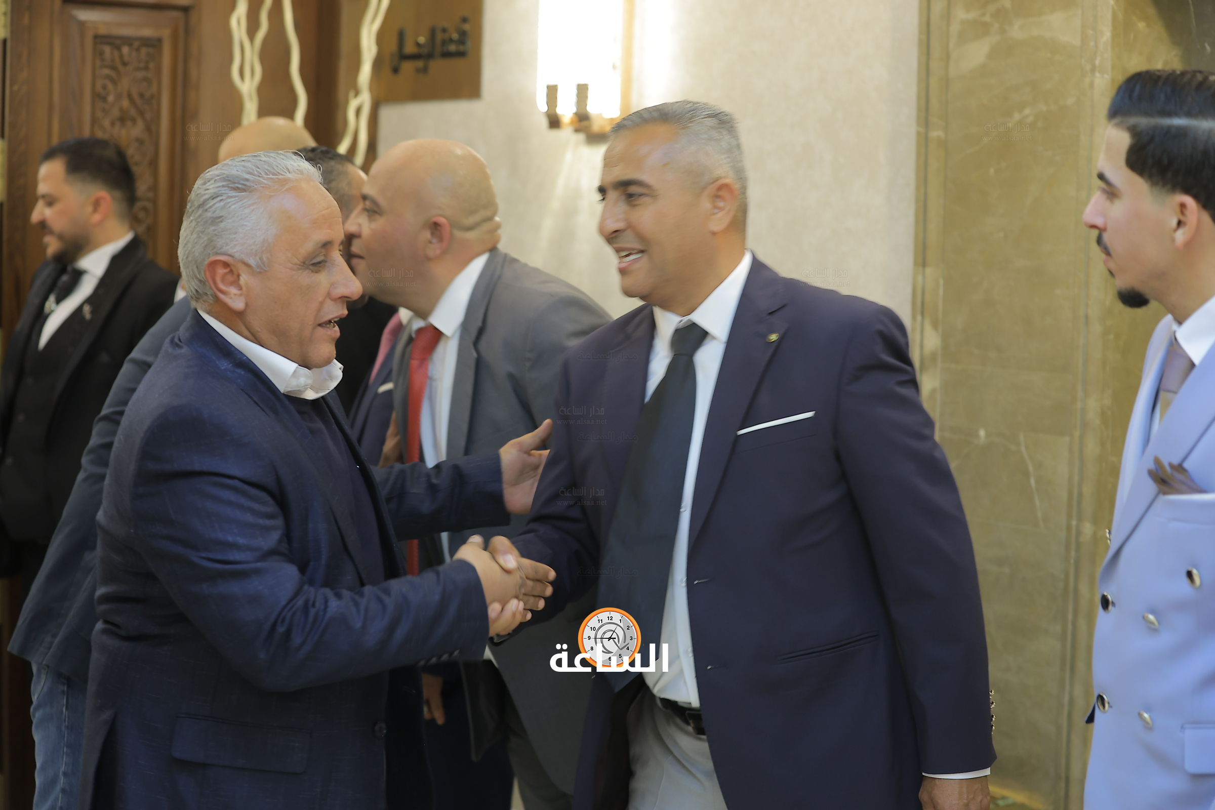 Madar Al-Saa Images 0.8345060826987547