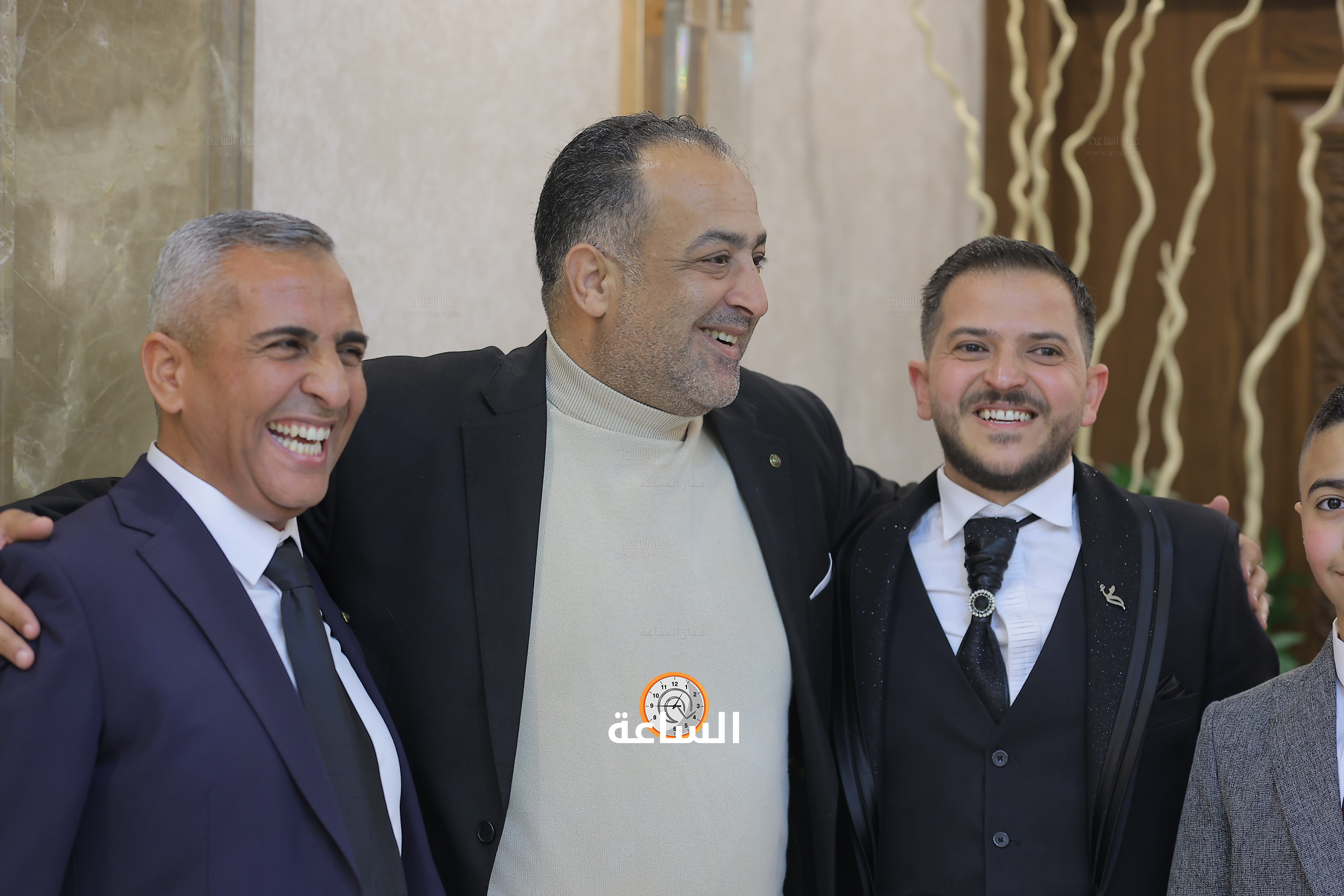 Madar Al-Saa Images 0.8653960004363498