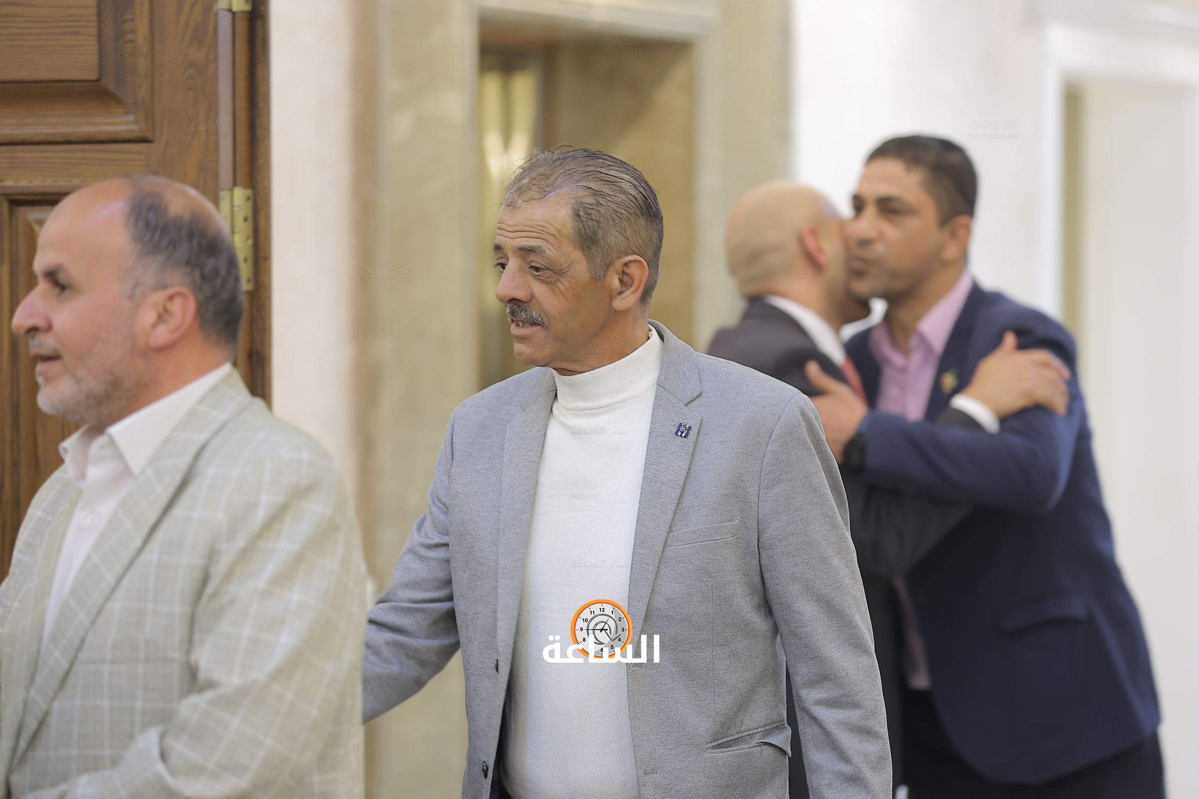 Madar Al-Saa Images 0.3302262818654653