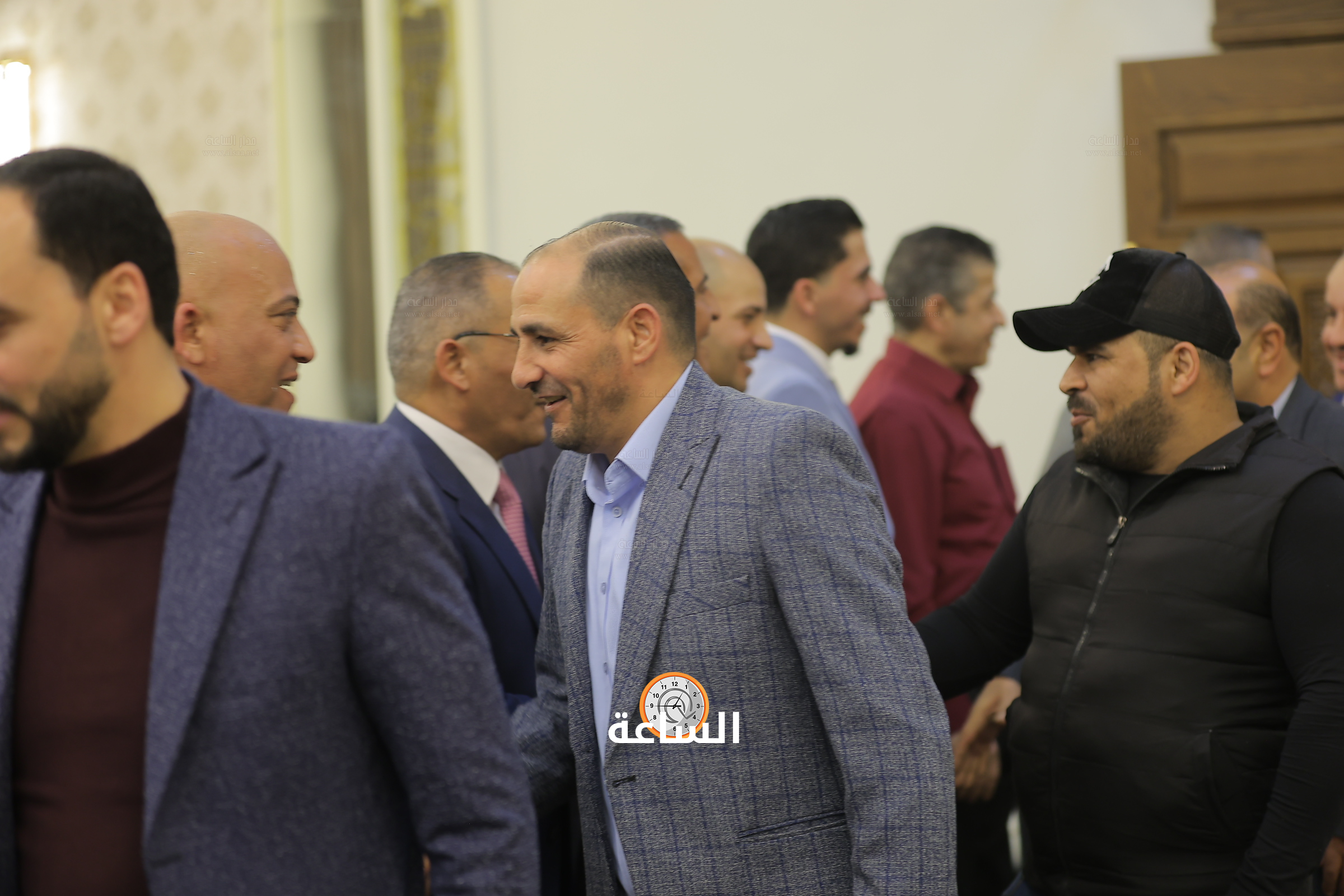 Madar Al-Saa Images 0.12145403971367263