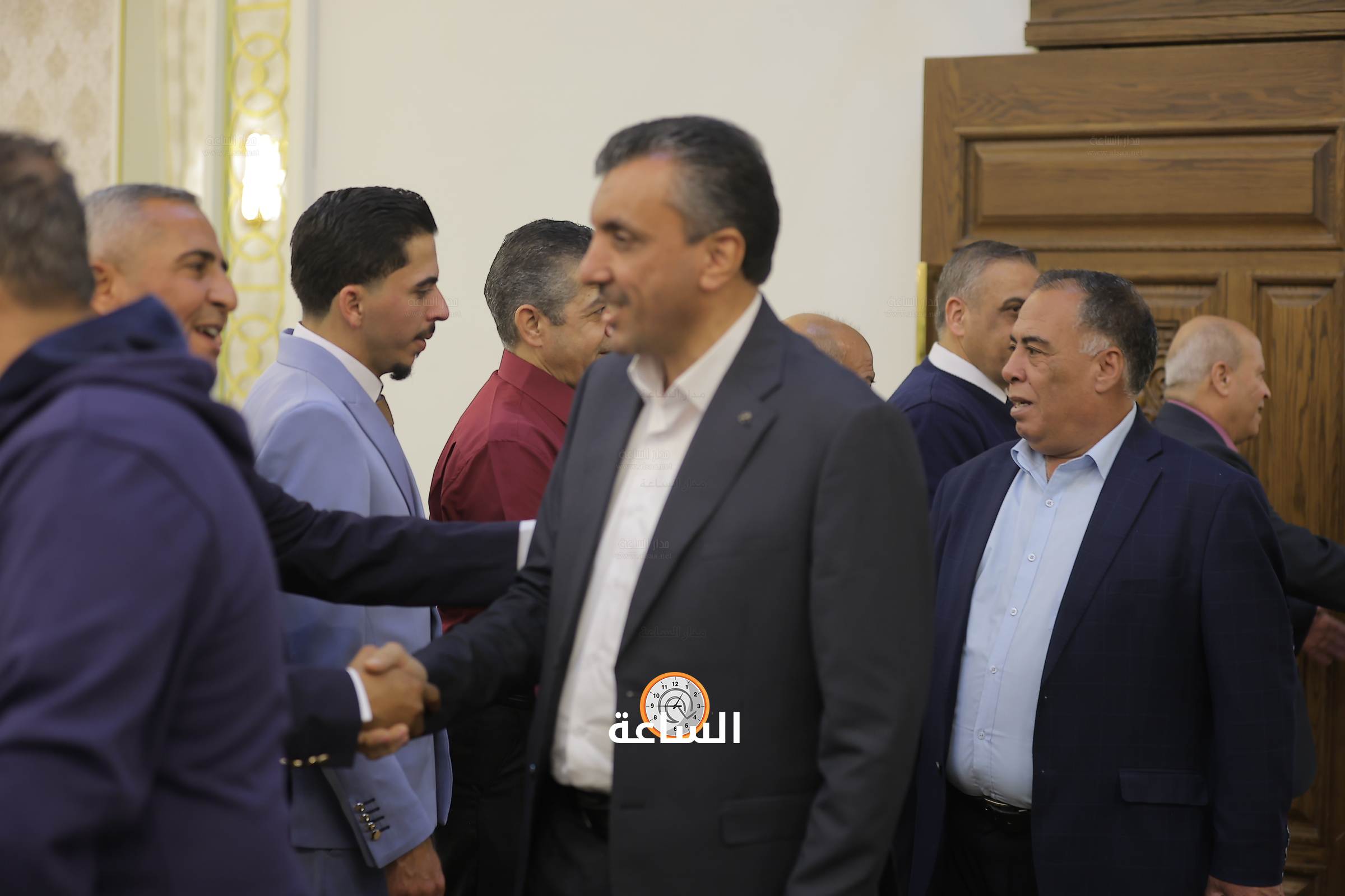 Madar Al-Saa Images 0.3495079168450739