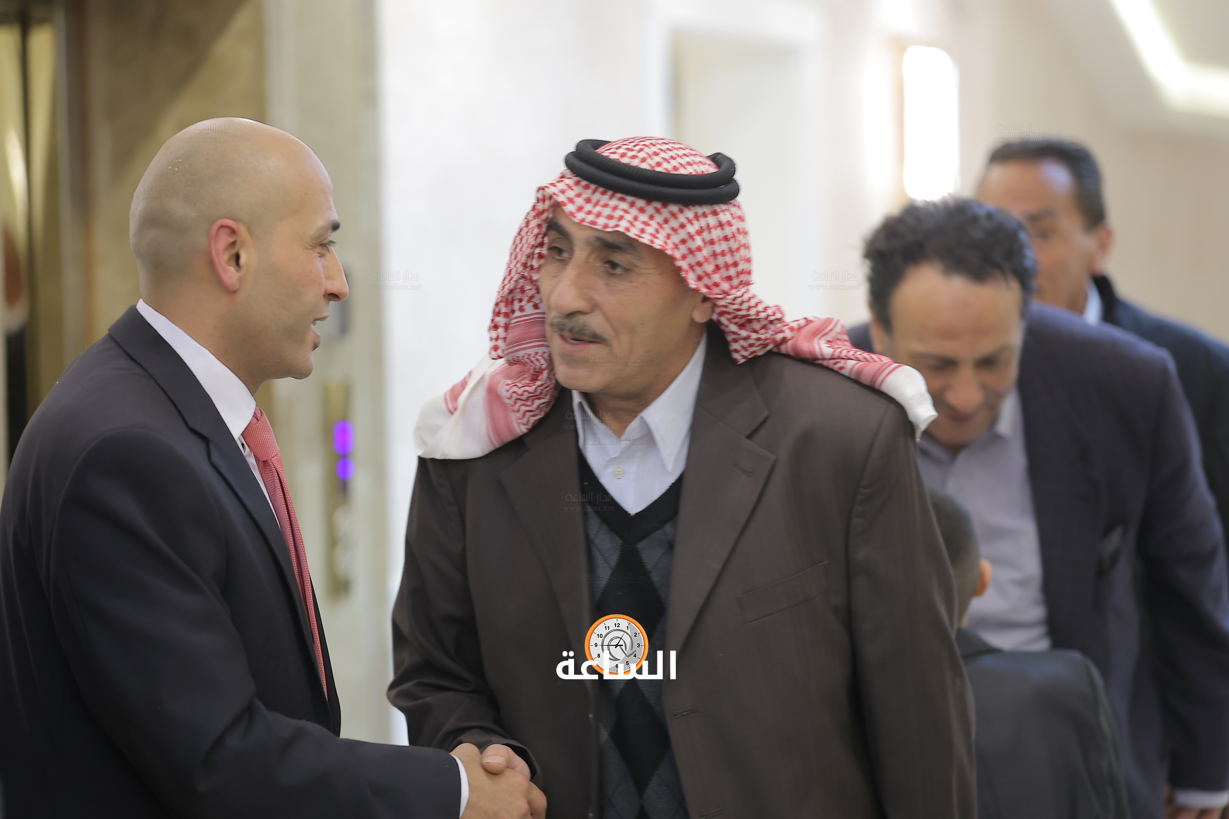 Madar Al-Saa Images 0.7469487539035481