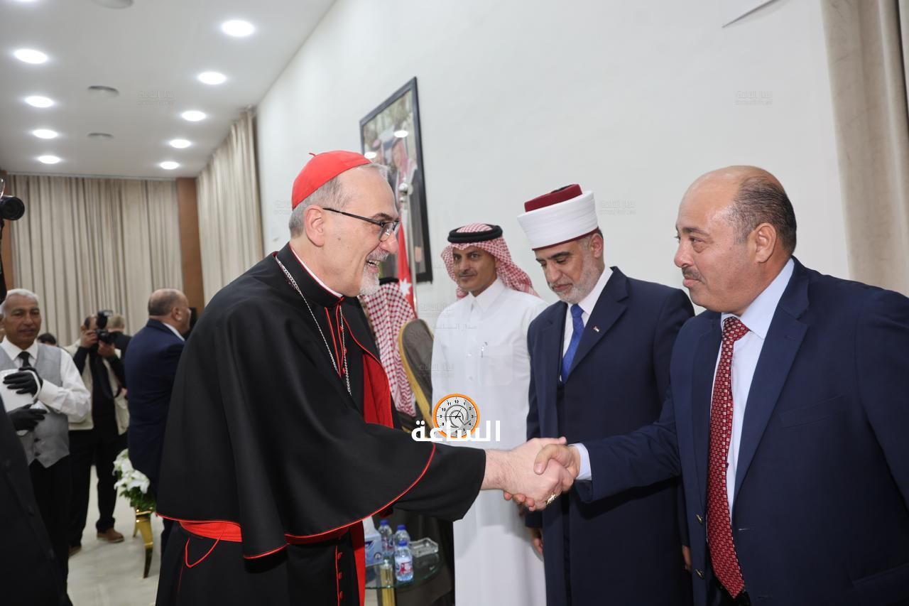 Madar Al-Saa Images 0.6190822288606069